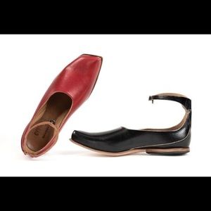 CYDWOQ Instinct shoe in Black